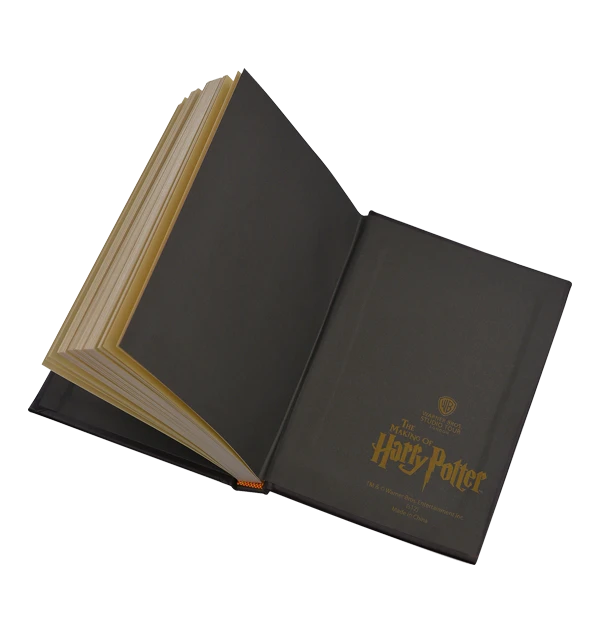 Warner Bros Gryffindor Metal Crest Journal 6 Warner Bros Gryffindor Metal Crest Journal - Image 4