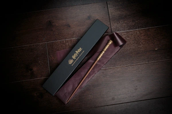 Warner Bros The Sword Of Gryffindor Wand 6 Warner Bros The Sword Of Gryffindor Wand - Image 4