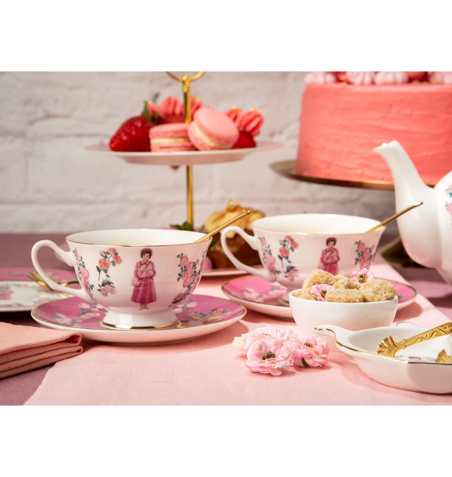 Warner Bros Umbridge Cup And Saucer Set 3 Warner Bros Umbridge Cup And Saucer Set