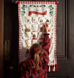 Warner Bros Christmas Fabric Advent Calendar 5 Warner Bros Christmas Fabric Advent Calendar -Warner Bros XMAS23 Lifestyle Calendar
