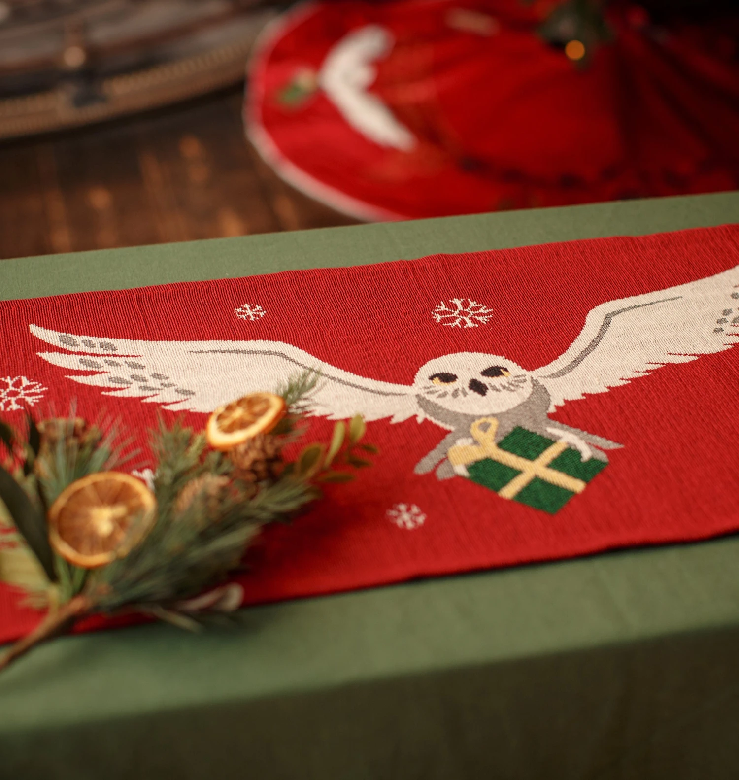 Warner Bros Hedwig Christmas Table Runner 6 Warner Bros Hedwig Christmas Table Runner - Image 4