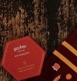 Warner Bros Second Edition Gryffindor Enamel Pins Set 14 Warner Bros Second Edition Gryffindor Enamel Pins Set -Warner Bros gryff scarf